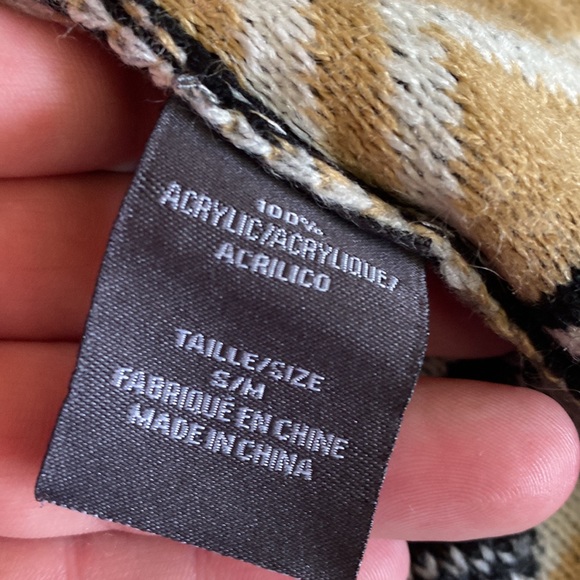 Suzy Shier Oversized Knit Poncho Style Shall Throw - Picture 9 of 9